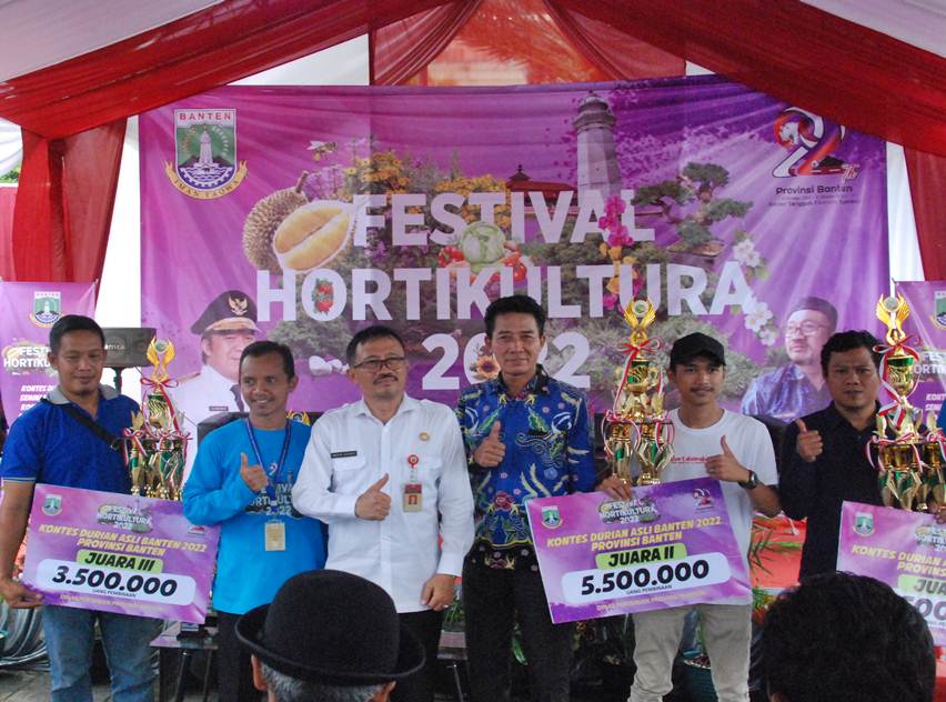 juara kontes durian banten