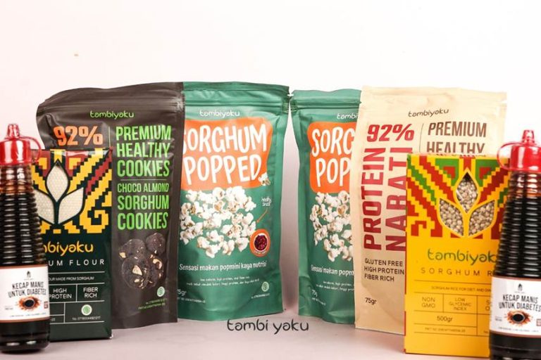 Berkat Kenangan Bersama Nenek, Pemuda Ini Raup Untung dari Sorgum - Trubus