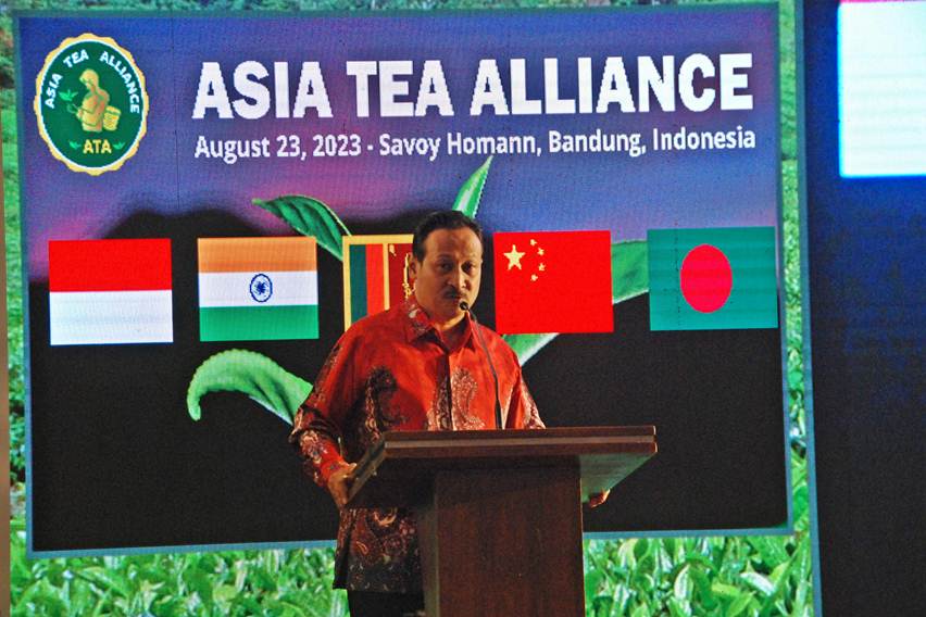 Kolaborasi untuk Kesejahteraan Petani Teh Rakyat