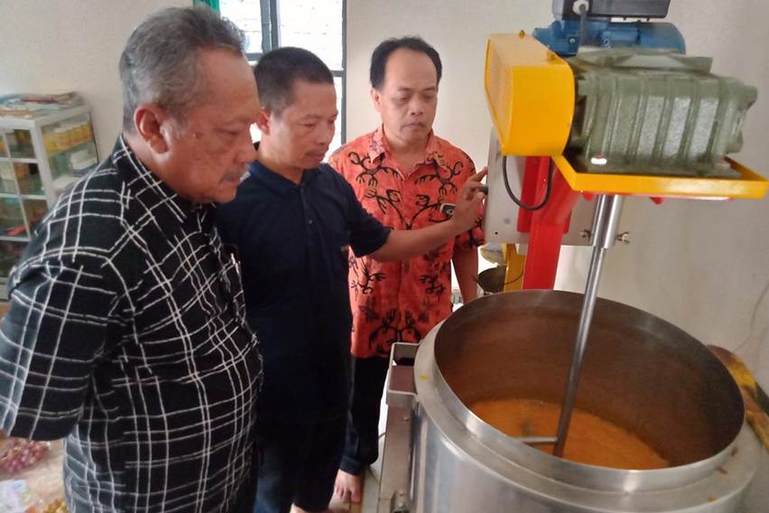Mesin Pengolah Rimpang Permudah Produksi Herbal